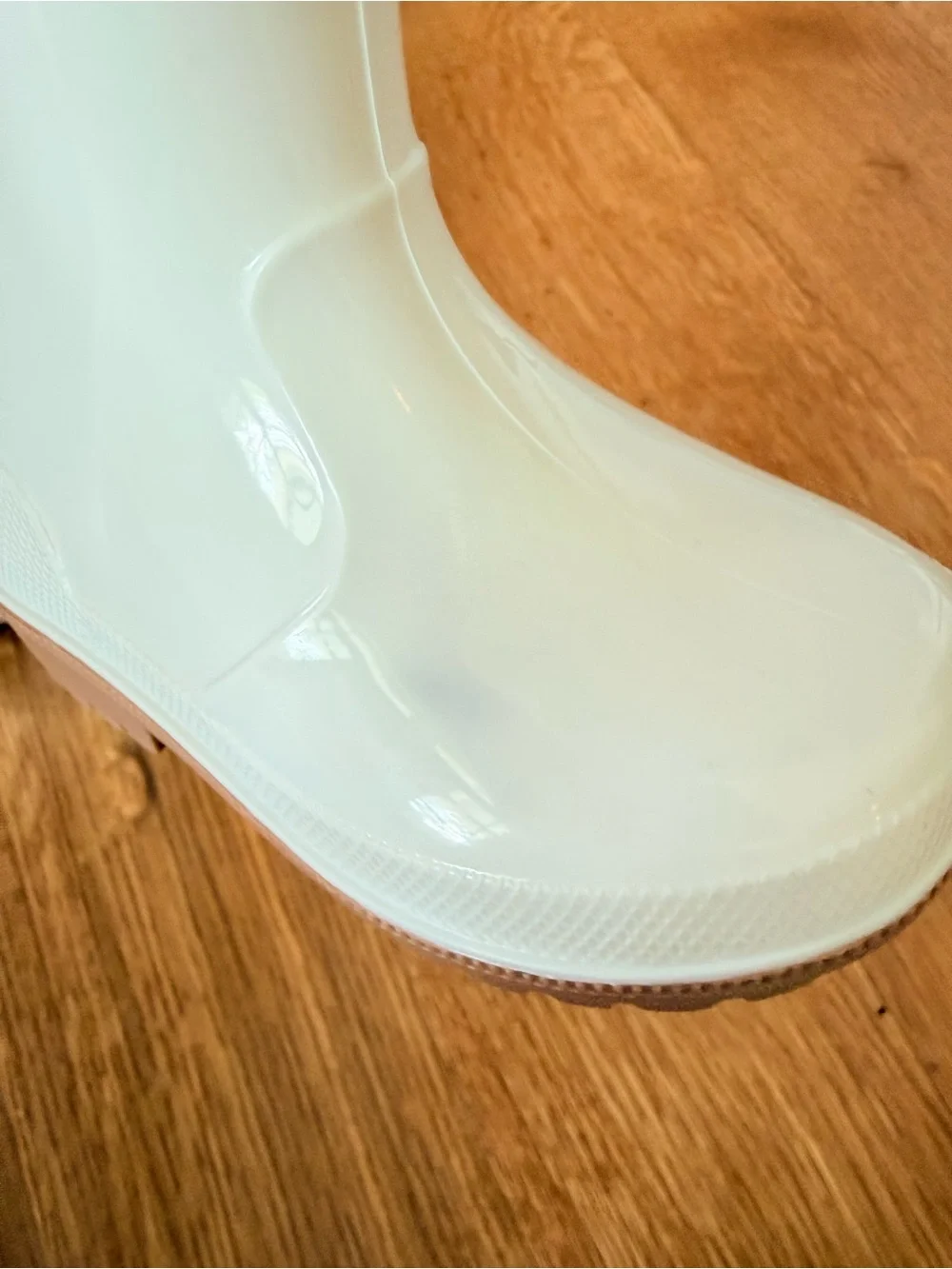 TAMARACK | Kids White Shrimp Boots
